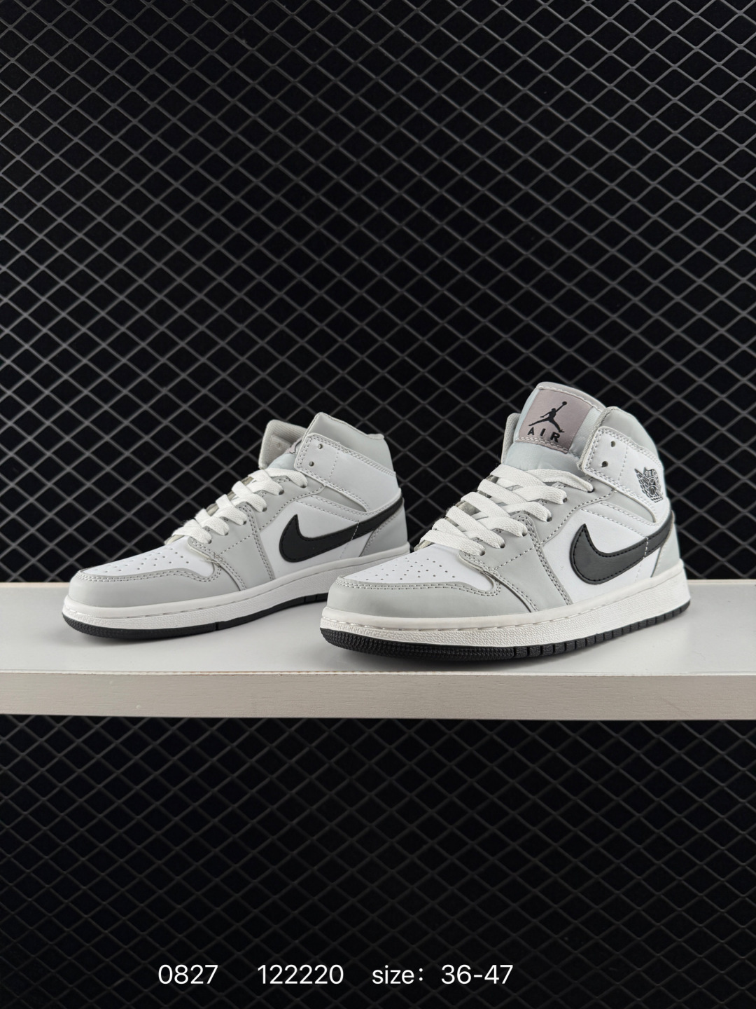 Air Jordan 1 Mid ”Grey Sail“